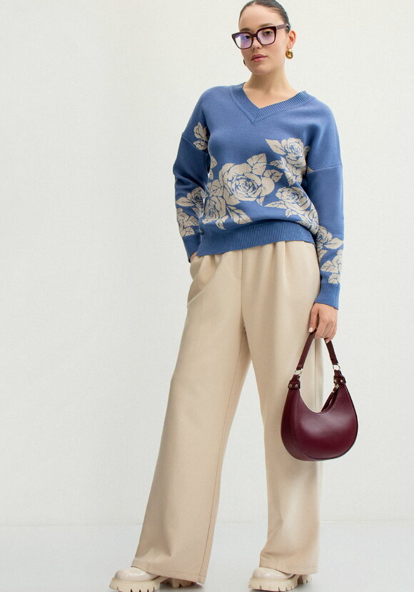 Джемпер с флористическим мотивом