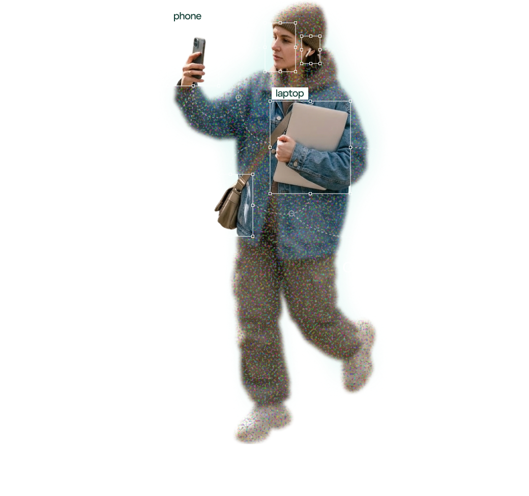 взломы мессенджеров; звонки для сбора данных, чтобы максимально качественно имитировать голоса; открытые источники: видео в соцсетях, вебинары, выступления