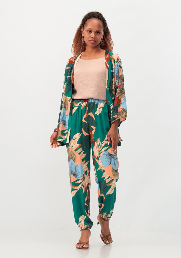 Брюки бананы