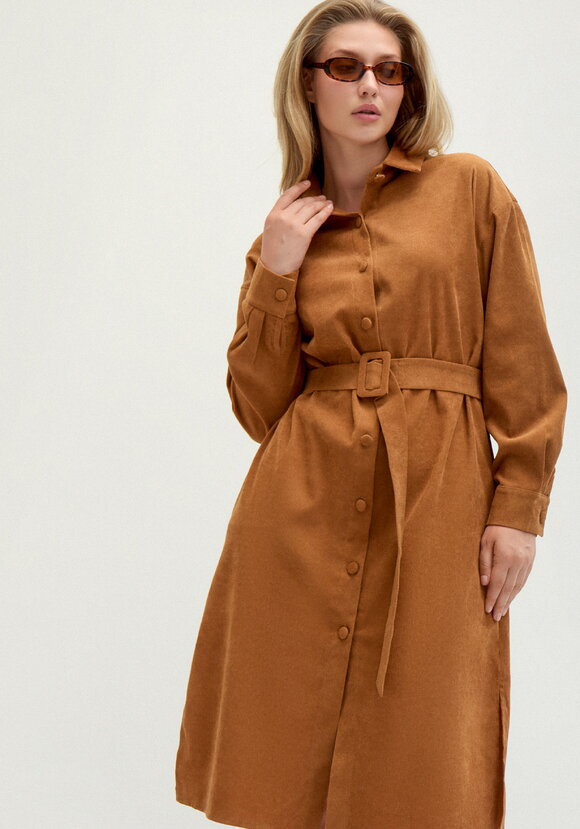 Платье-рубашка с отложным воротом